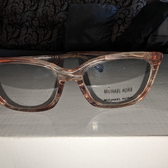 Michael kors frames - Picture 4 of 7